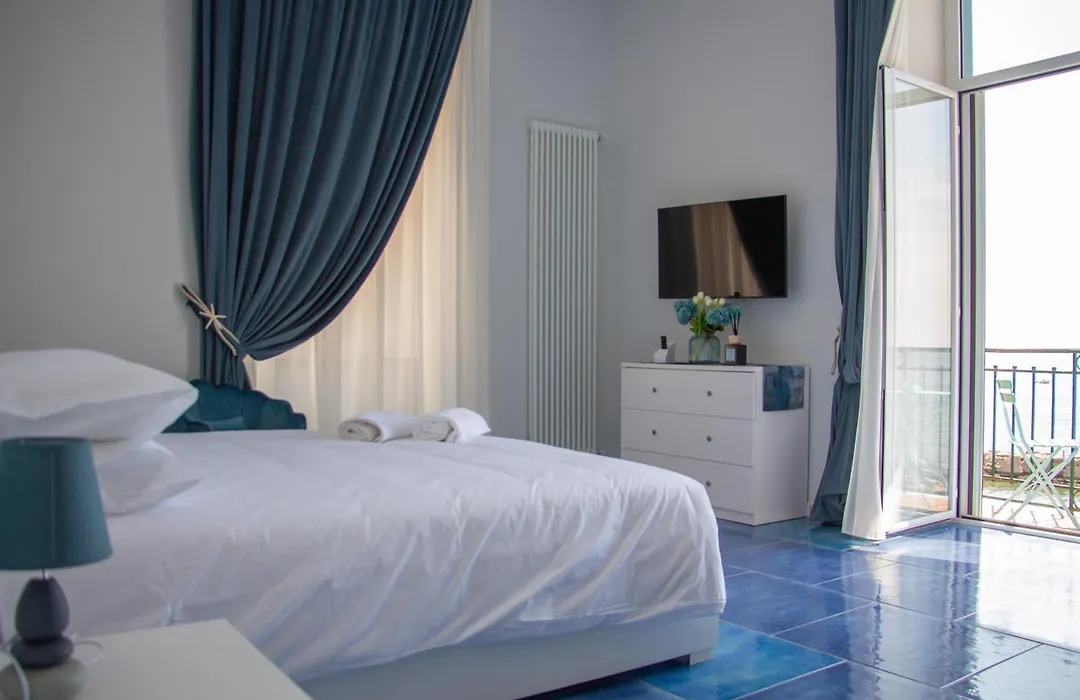 WANDERLUST Aria di Mare-1